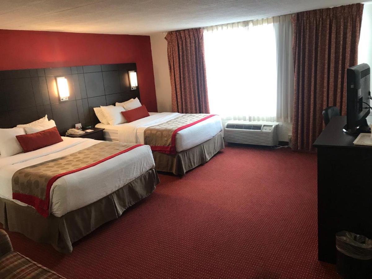 Hotel Ramada By Wyndham Ligonier Exterior foto