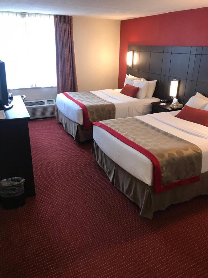 Hotel Ramada By Wyndham Ligonier Exterior foto