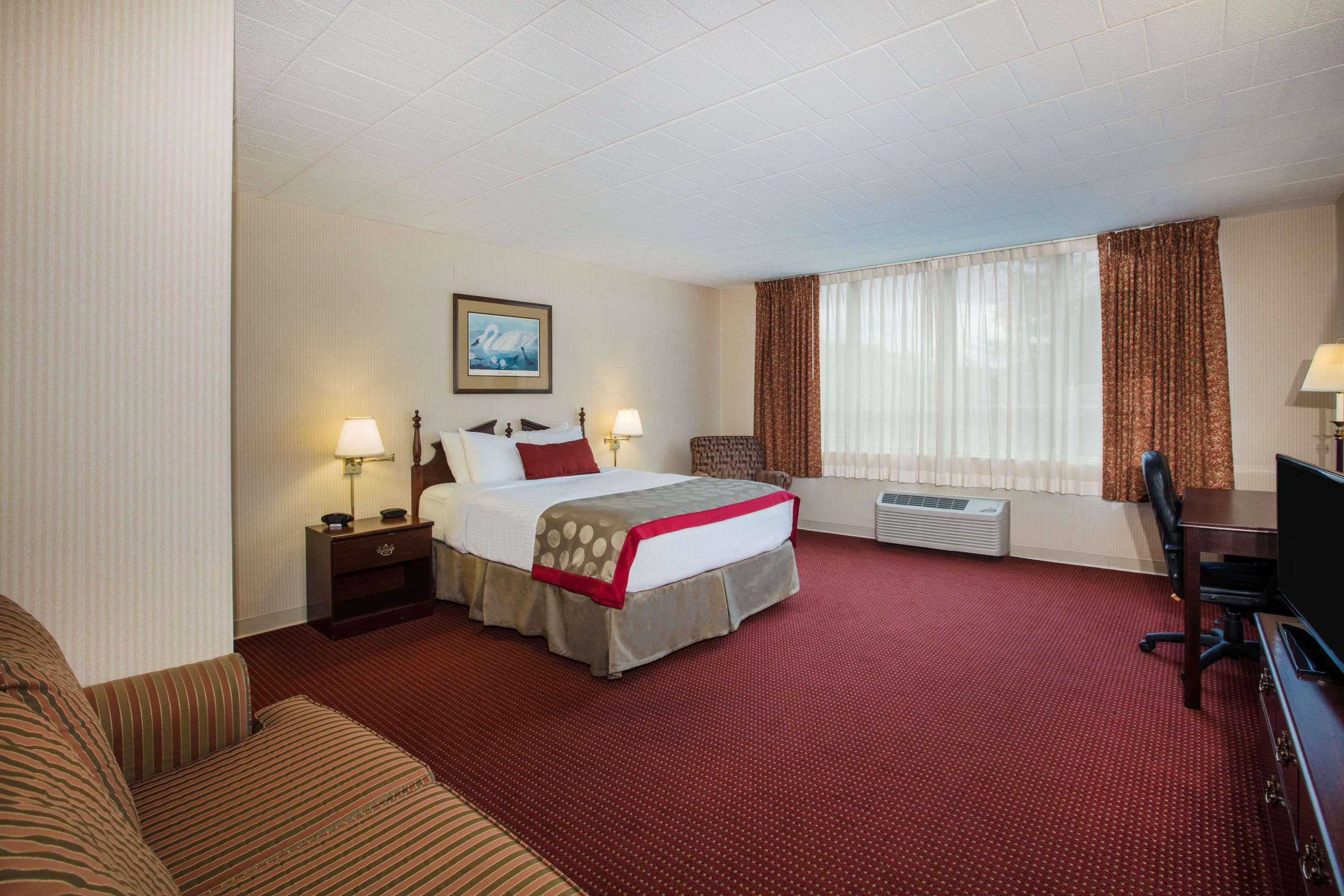 Hotel Ramada By Wyndham Ligonier Exterior foto